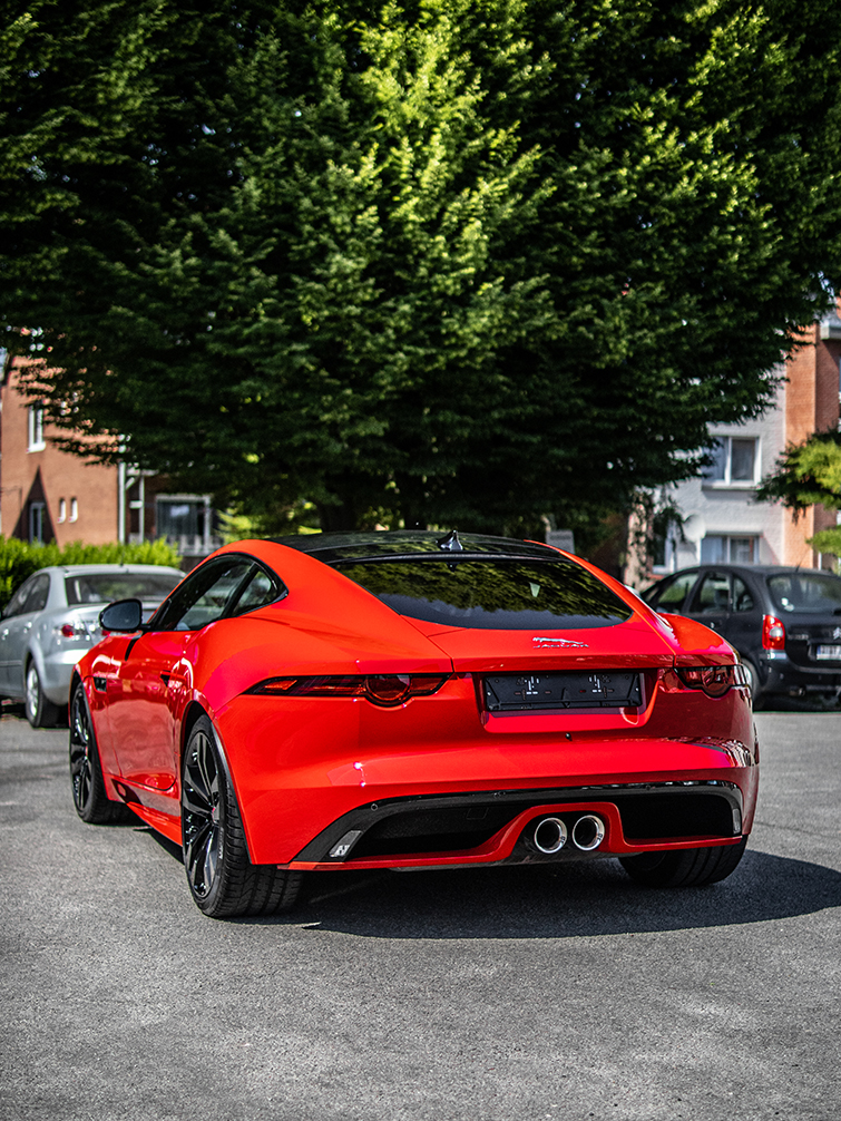 Jaguar F-Type (2016)