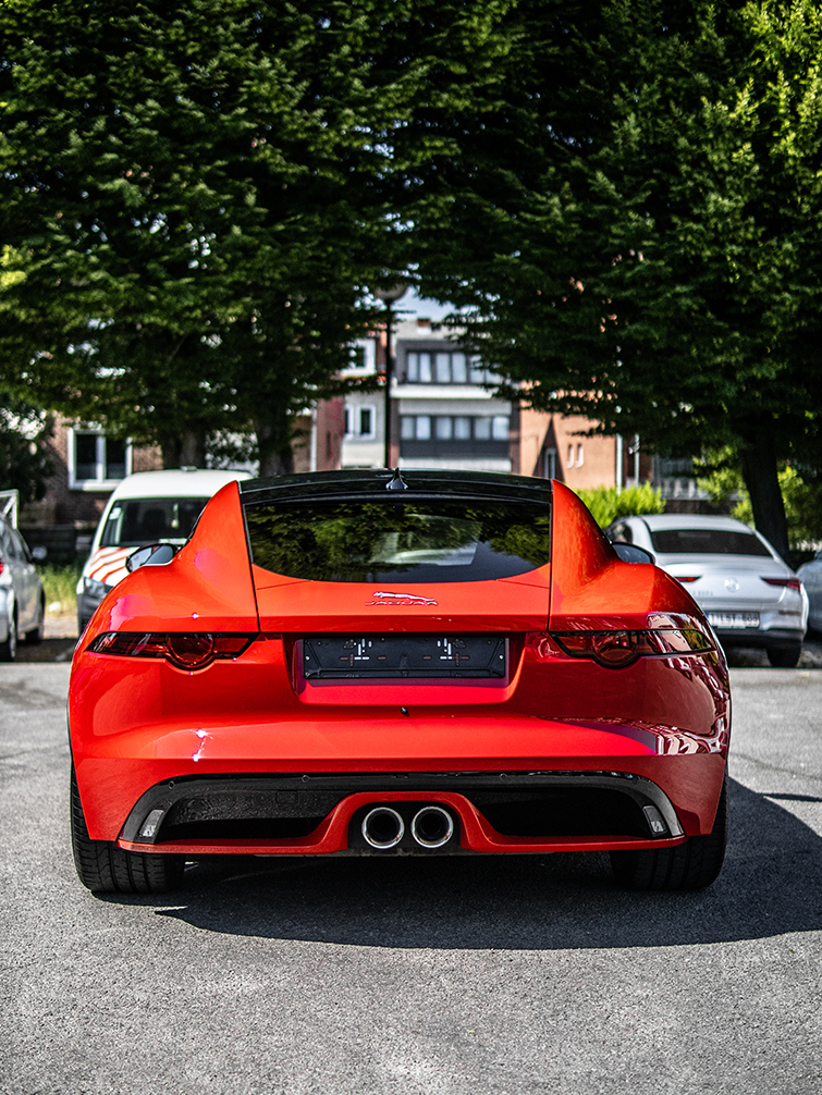 Jaguar F-Type (2016)